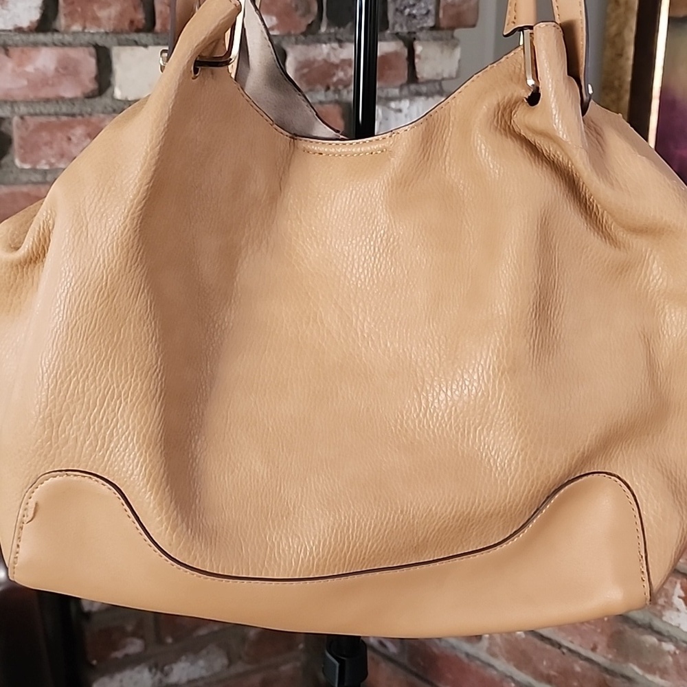 Sondra Roberts Tan Slouchy Hobo Shoulder Bag Soft Vegan Leather - Picture 2 of 9